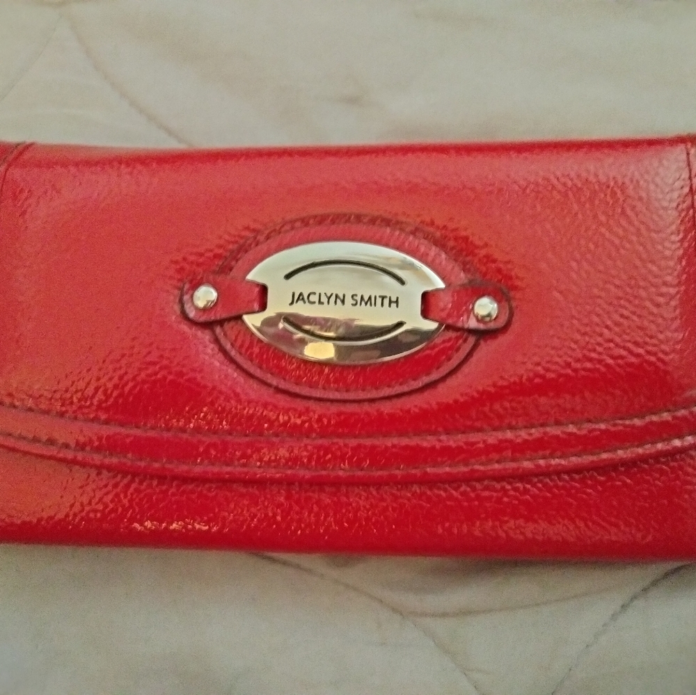 Red patent leather new trifold wallet
